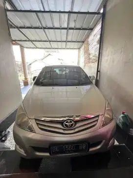 Di jual Innova 2.0 G MT-Bensin