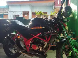 Modal ganteng para pria