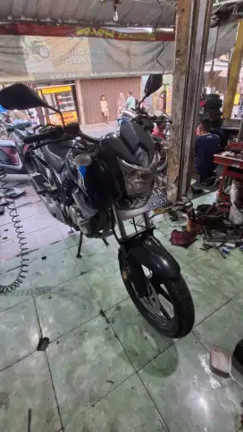 Saya jual motor scorpio