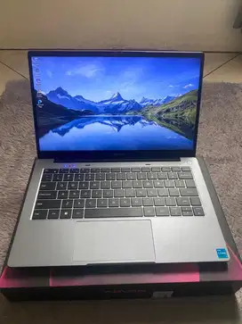 Advan WorkPro i3 1220p