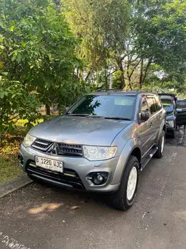 Pajero Sport Dakar Solar 4x2 AT 2014 - Pemakaian Pribadi (LOW KM)