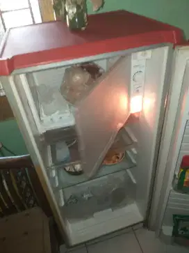Kulkas 1 pntu beku dngin lengkap free lalamove