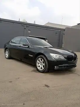 BMW 730Li 2010 Black on Ivory