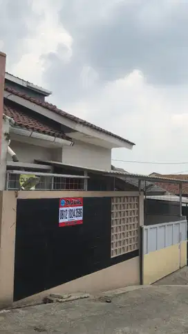 Rumah Komplek Cipageran Desain Minimalis Siap Huni Semi Furnished