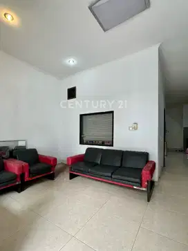 Rumah 3 Lt Siap Huni Dalam Komplek Nyaman Di Kelapa Gading S8801