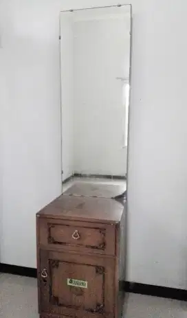 Jual 1 unit meja rias jati kaca tinggi murah