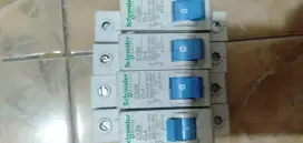 Jual MCB schneider C32N CL4