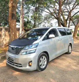 Toyota vellfire Alphard 2009