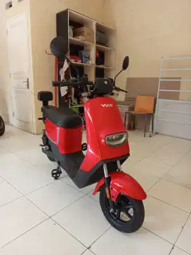 Sepeda listrik viar C2 kondisi bagus