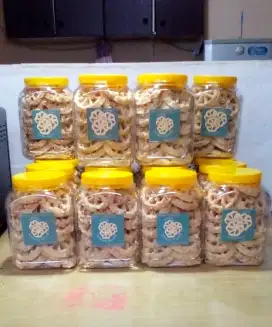 Peyek kacang tanah