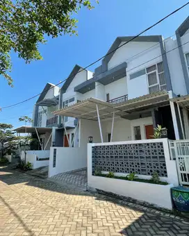 Villa 2 lantai kolam renang + full furniture free design view panorama