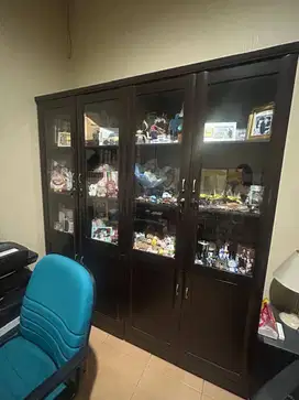 JUAL LEMARI BUKU KONDISI MASIH BAGUS SEKALI