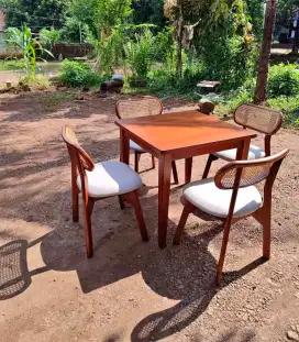 Agen kursi cafe jati