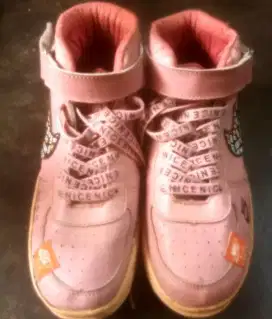 Sepatu boot Nike just doit