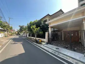 Strategis! Rumah Candi Mendut Suhat Kota Malang