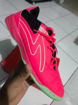 Sepatu Futsal Specs