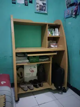 Meja Belajar Interio