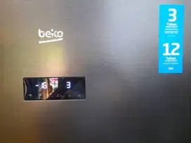 KULKAS BEKO 2 PINTU PRO SMART INVERTER. 401 LTR.MULUS. GARANSI PANJANG