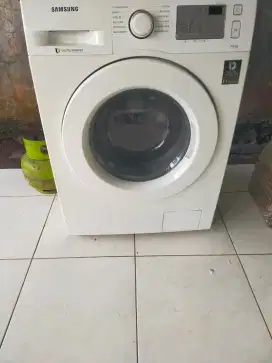 mesin cuci otomatis