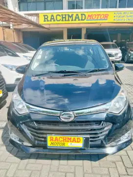 Daihatsu Sigra R 2017 hitam matic