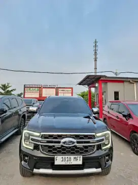 Everest 2023 titanium (4×4) matic. Km 39rb