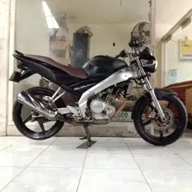 Vexion thn 2009 cash Bali dharma motor