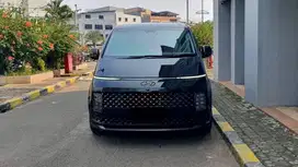 Hyundai Staria 2.2L 2WD Signature 7 Seater Diesel AT Hitam 2021 km22rb