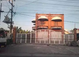Disewakan gedung besar cocok buat kantor dan usaha lokasi bantul