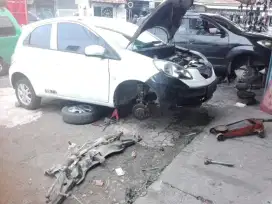 Shockbleker&kaki kaki mobil.