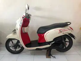 Scoopy sporty Th.2014 kream!!