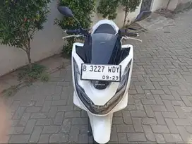 Honda PCX 160 Tahun 2024 Low Km - Maulana Motor
