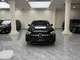 Mercedes Benz GLA Hitam 2021