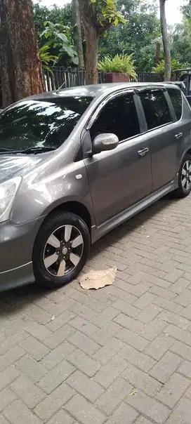 Nissan Livina 2008 Bensin