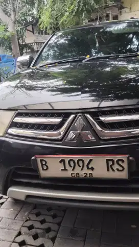 Pajero sport tahun 2014