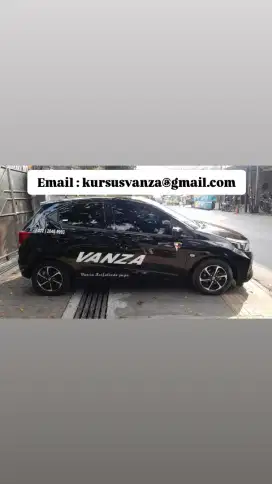 LOWONGAN BUAT INSTRUKTUR MENGEMUDI MATIC