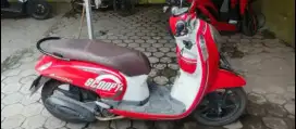 Honda Scoopy 2016