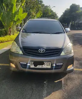 Dijual Innova Diesel E MT tahun 2010