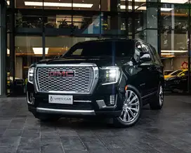 GMC YUKON DENALI ULTIMATE - ONYX BLACK