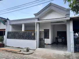 DIKONTRAKKAN RUMAH SIAP HUNI DI WISMA LIDAH KULON BANGKINGAN SURABAYA