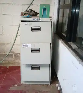 Filling Cabinet bekas