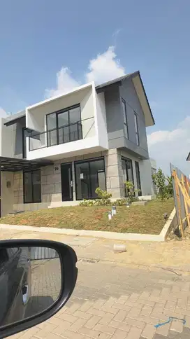Disewa Rumah Hoek di Tatar Punawangi Kota Baru Parahyangan