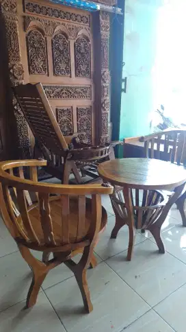Kursi malas jati