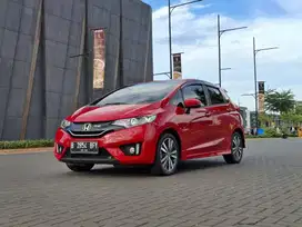 TDP 10jt saja Jazz RS 1.5 At Matic 2016 Merah Tangan Pertama mulus