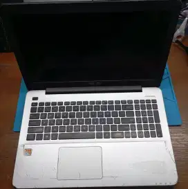 Asus A9 layar15 batre baru.
