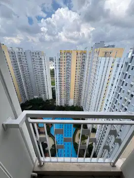 Apartemen full furnished springlake summarecon Bekasi