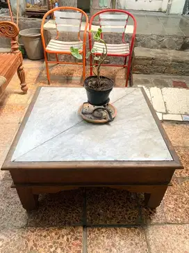 MEJA MARMER – RANGKA KAYU JATI ASLI