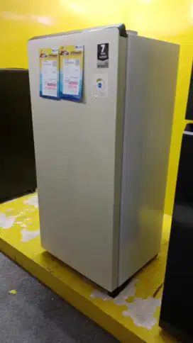 KULKAS AQUA 1 PINTU PROMO DP 0 RUPIAH