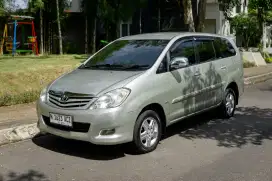 Innova G bensin Matic 2011. Innova. G. 2.0. AT