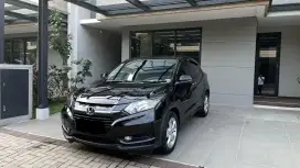 HRV E Metic Hitam [Low KM - 49rb] 2016