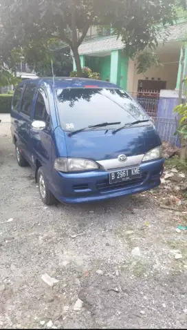 Daihatsu esspass 2004